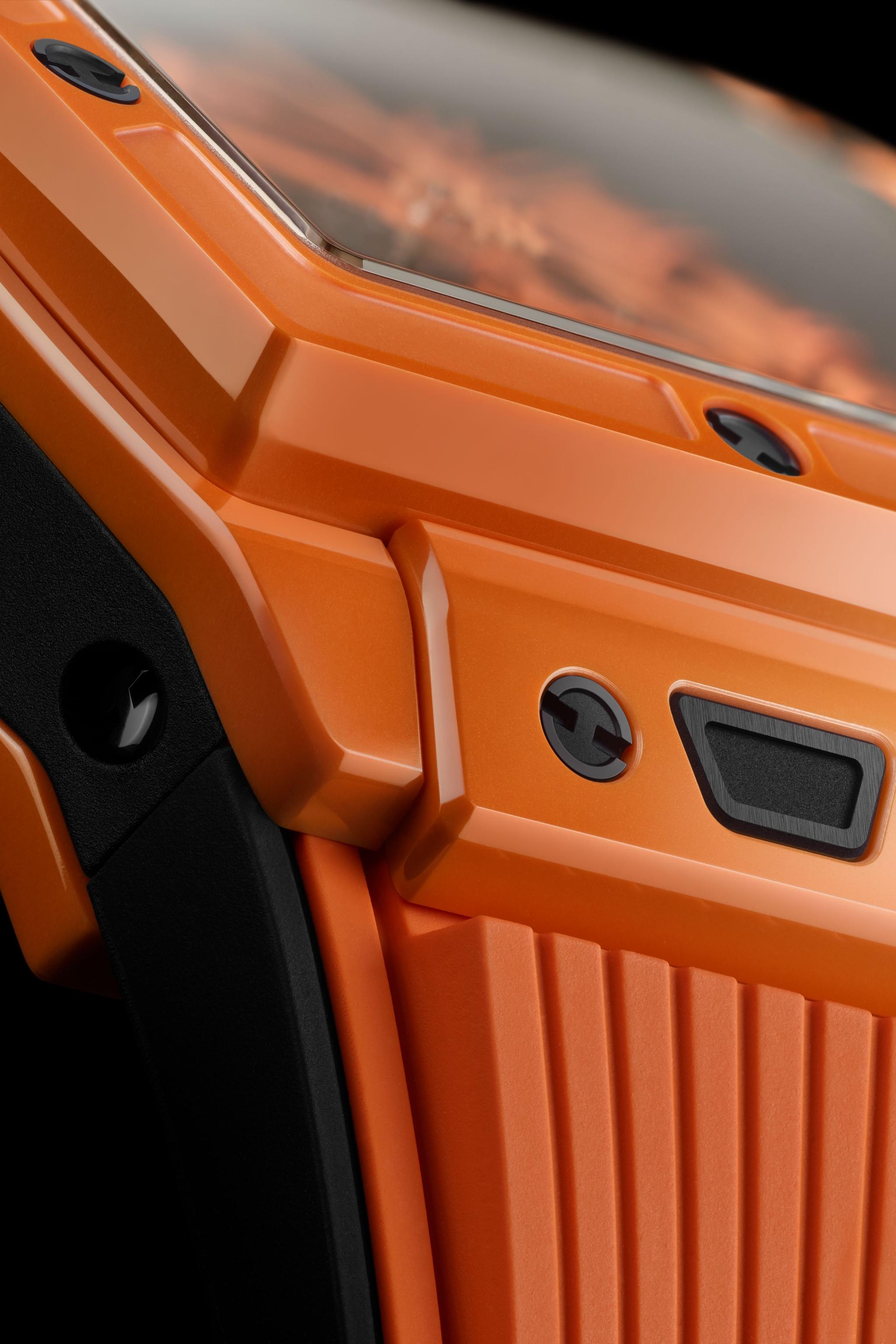 SPIRIT OF BIG BANG 亮彩橘陶瓷計時碼錶1